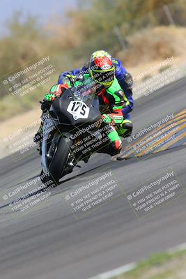 media/Nov-05-2022-SoCal Trackdays (Sat) [[f8d9b725ab]]/Turn 2 (1120am)/